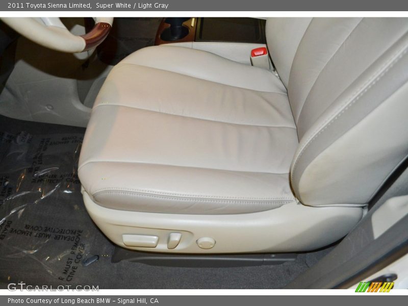 Super White / Light Gray 2011 Toyota Sienna Limited