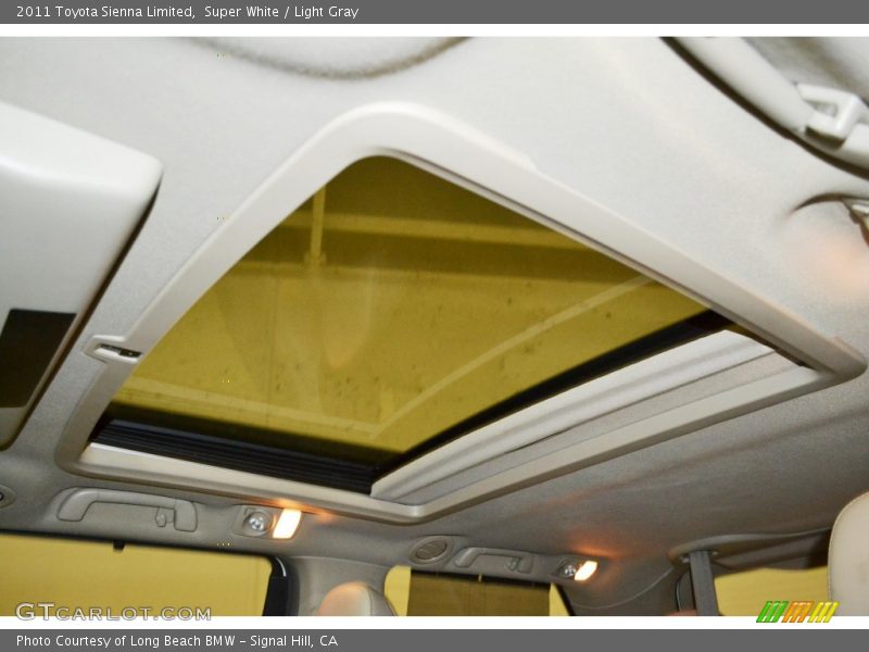 Super White / Light Gray 2011 Toyota Sienna Limited
