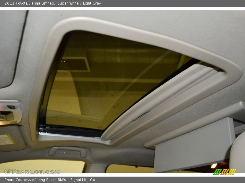 Super White / Light Gray 2011 Toyota Sienna Limited
