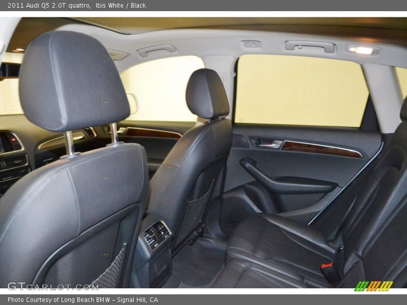Ibis White / Black 2011 Audi Q5 2.0T quattro