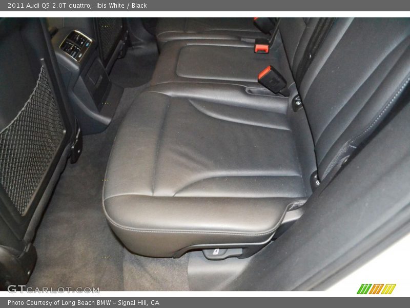 Ibis White / Black 2011 Audi Q5 2.0T quattro