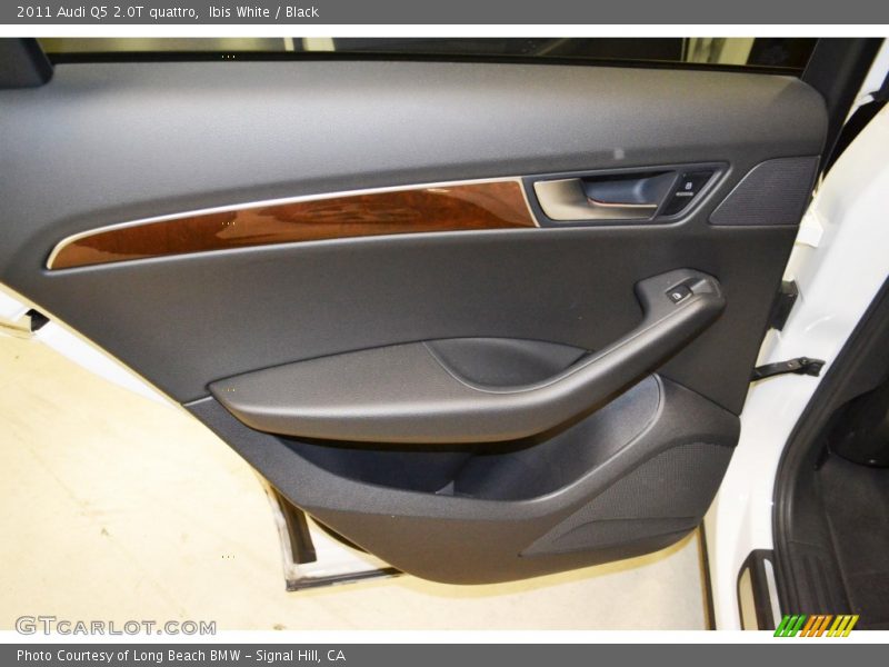 Ibis White / Black 2011 Audi Q5 2.0T quattro