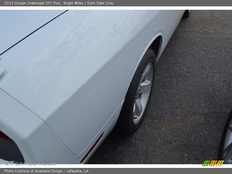 Bright White / Dark Slate Gray 2013 Dodge Challenger SXT Plus