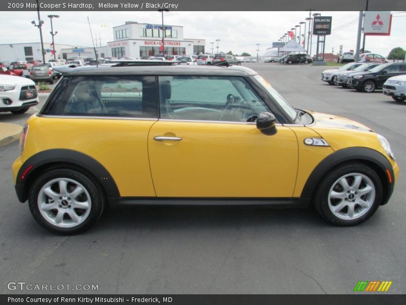 Mellow Yellow / Black/Grey 2009 Mini Cooper S Hardtop