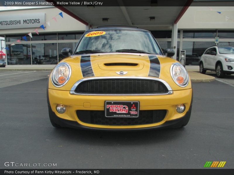 Mellow Yellow / Black/Grey 2009 Mini Cooper S Hardtop