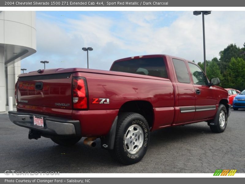 Sport Red Metallic / Dark Charcoal 2004 Chevrolet Silverado 1500 Z71 Extended Cab 4x4