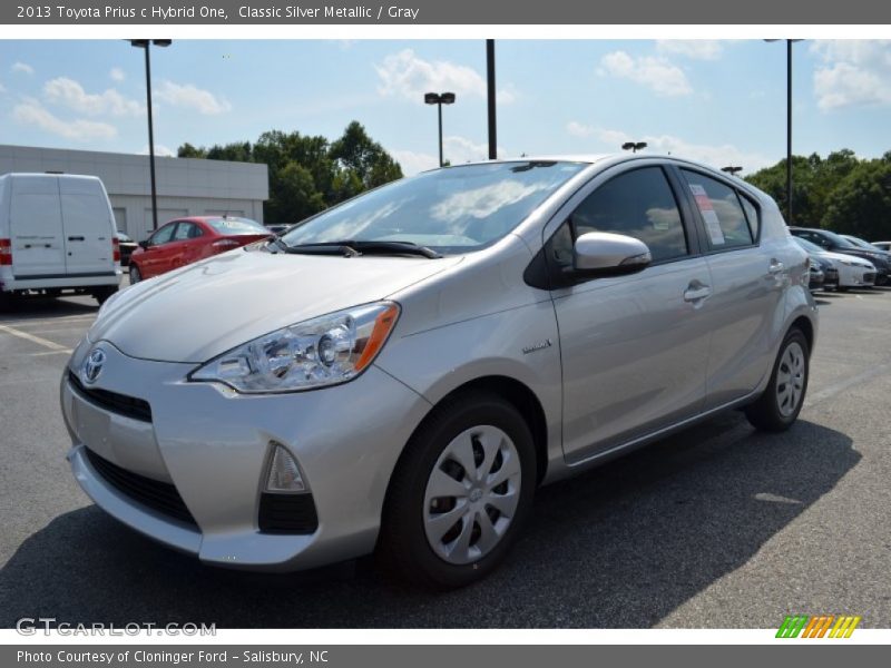 Classic Silver Metallic / Gray 2013 Toyota Prius c Hybrid One
