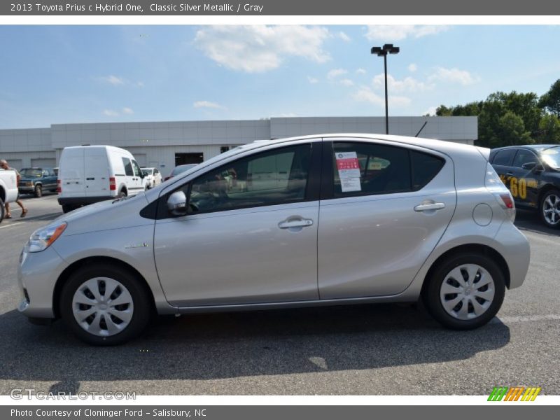 Classic Silver Metallic / Gray 2013 Toyota Prius c Hybrid One