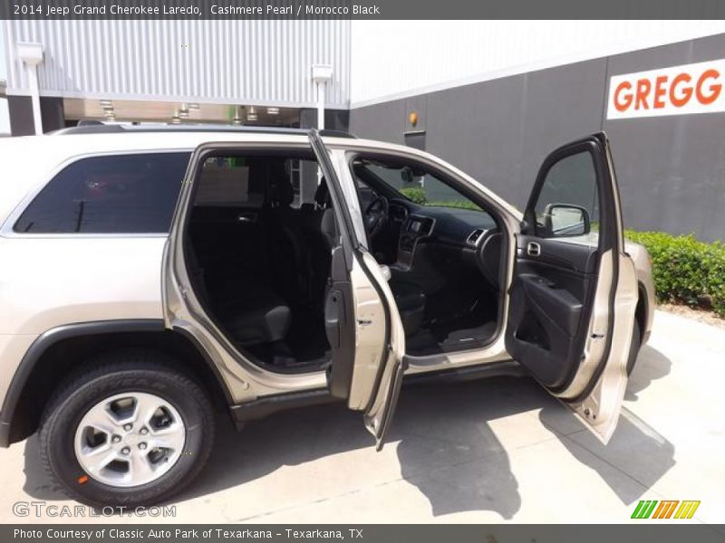 Cashmere Pearl / Morocco Black 2014 Jeep Grand Cherokee Laredo