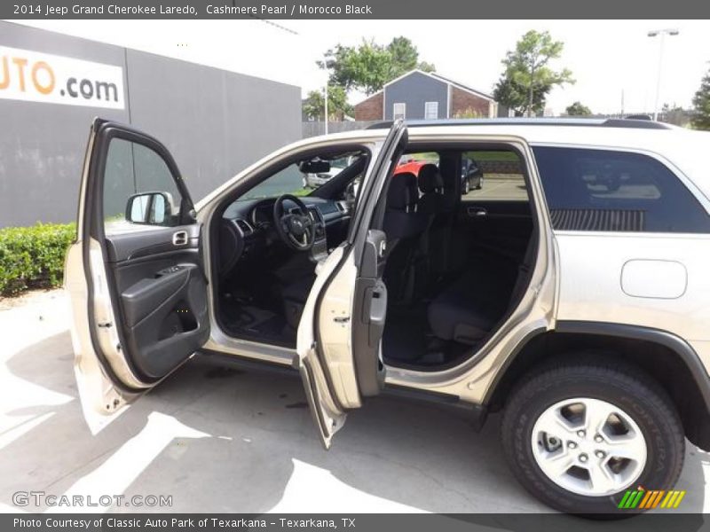 Cashmere Pearl / Morocco Black 2014 Jeep Grand Cherokee Laredo