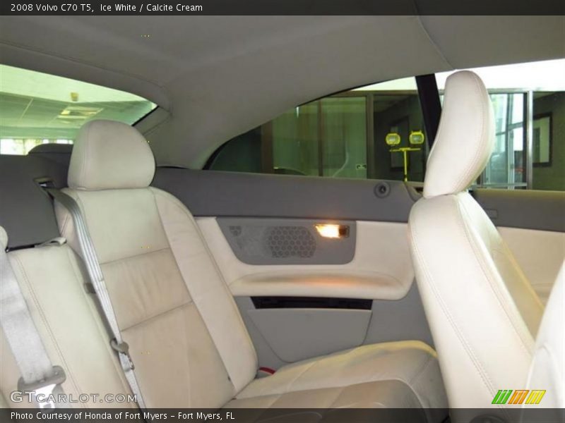 Ice White / Calcite Cream 2008 Volvo C70 T5