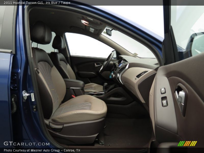 Iris Blue / Taupe 2011 Hyundai Tucson GLS