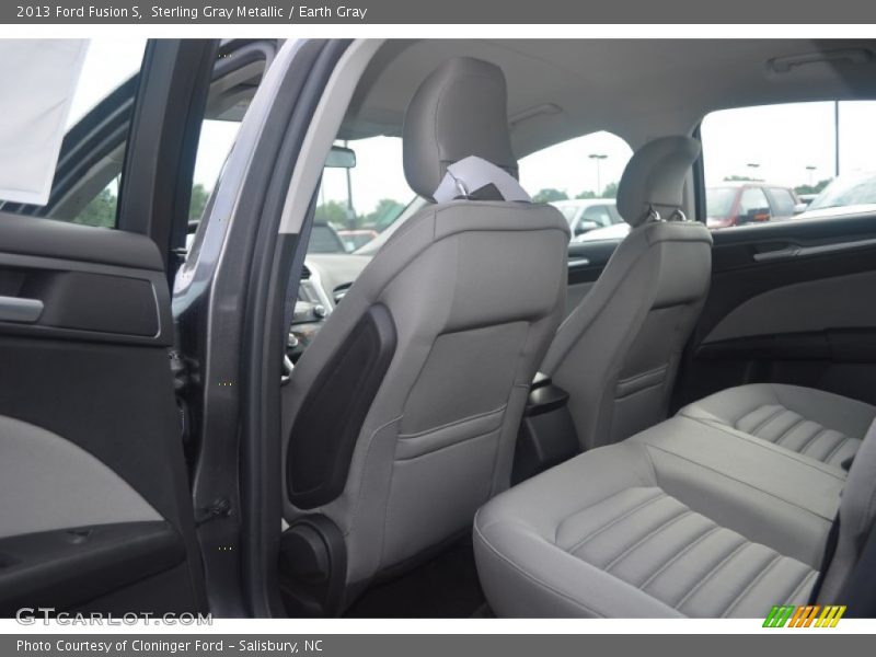 Sterling Gray Metallic / Earth Gray 2013 Ford Fusion S
