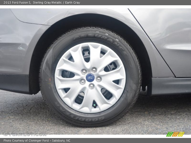 Sterling Gray Metallic / Earth Gray 2013 Ford Fusion S