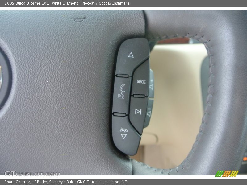 White Diamond Tri-coat / Cocoa/Cashmere 2009 Buick Lucerne CXL