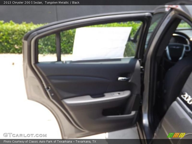 Tungsten Metallic / Black 2013 Chrysler 200 S Sedan