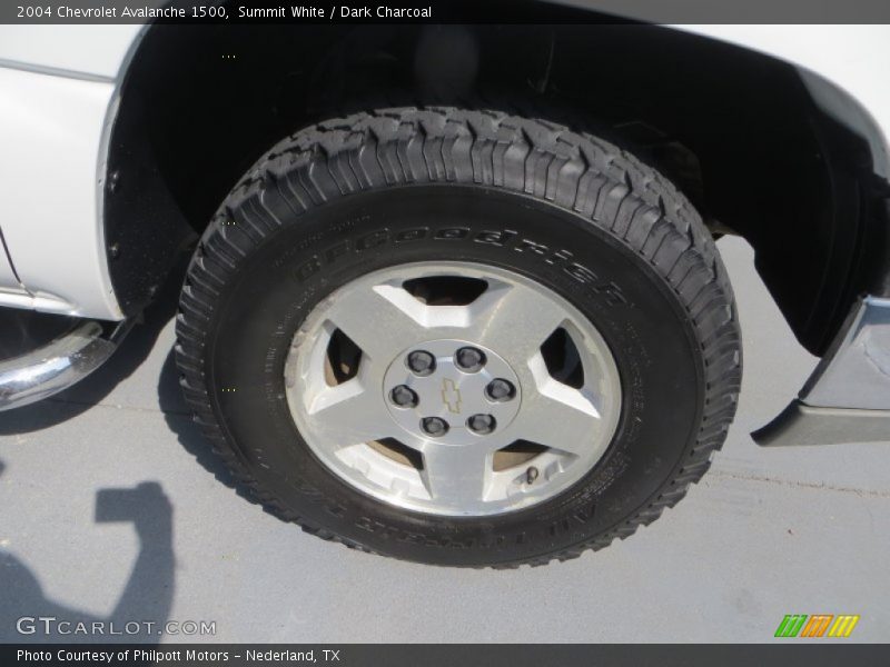 Summit White / Dark Charcoal 2004 Chevrolet Avalanche 1500