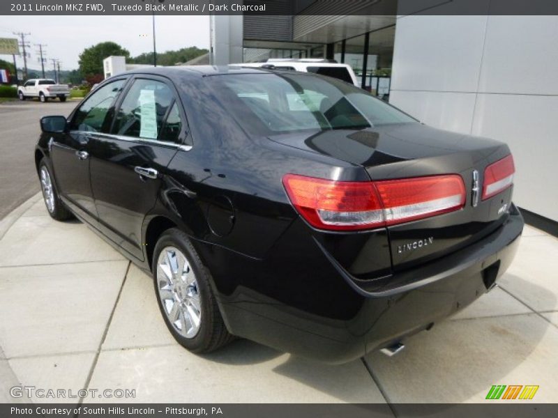 Tuxedo Black Metallic / Dark Charcoal 2011 Lincoln MKZ FWD