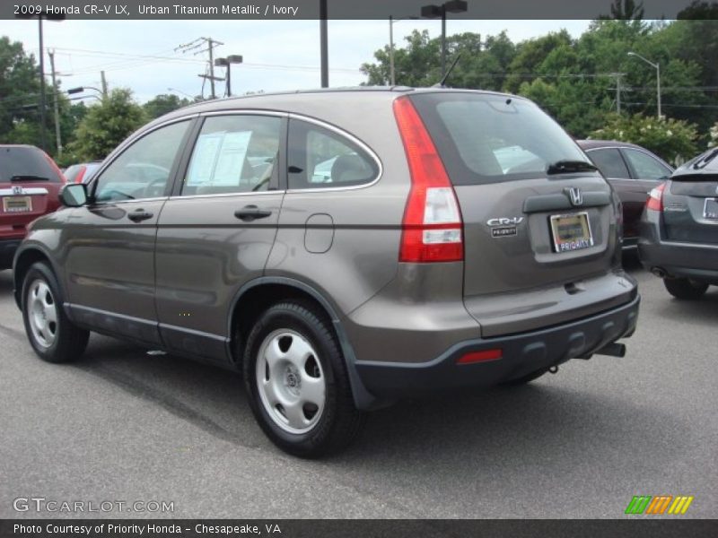 Urban Titanium Metallic / Ivory 2009 Honda CR-V LX