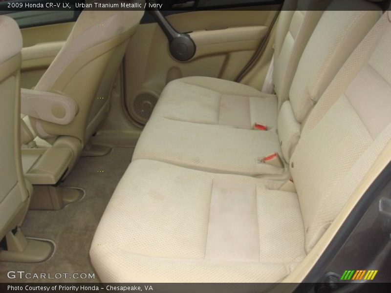 Urban Titanium Metallic / Ivory 2009 Honda CR-V LX