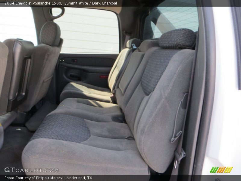 Summit White / Dark Charcoal 2004 Chevrolet Avalanche 1500