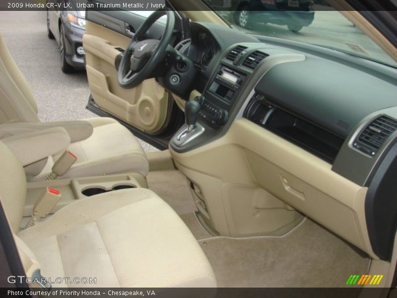 Urban Titanium Metallic / Ivory 2009 Honda CR-V LX