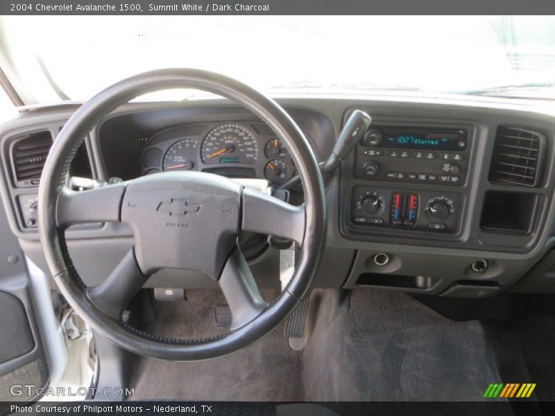 Summit White / Dark Charcoal 2004 Chevrolet Avalanche 1500