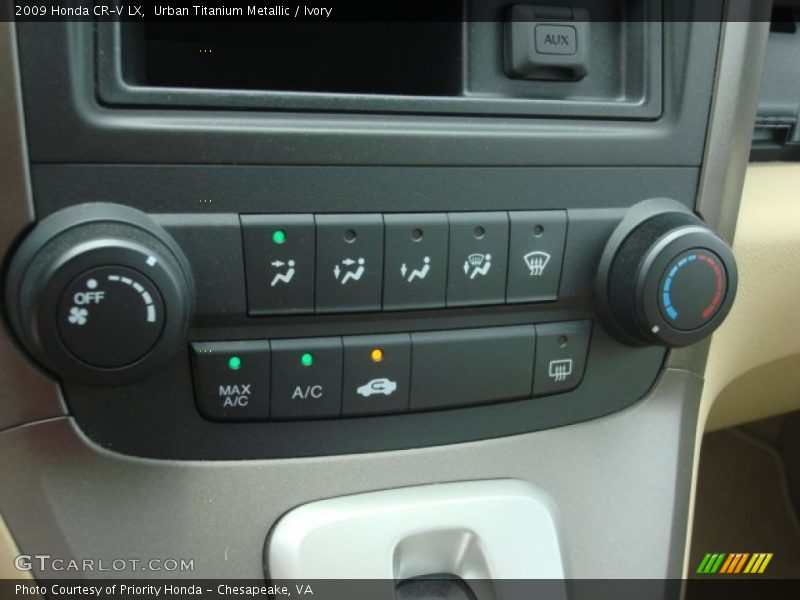Urban Titanium Metallic / Ivory 2009 Honda CR-V LX