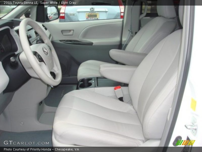Super White / Light Gray 2011 Toyota Sienna LE