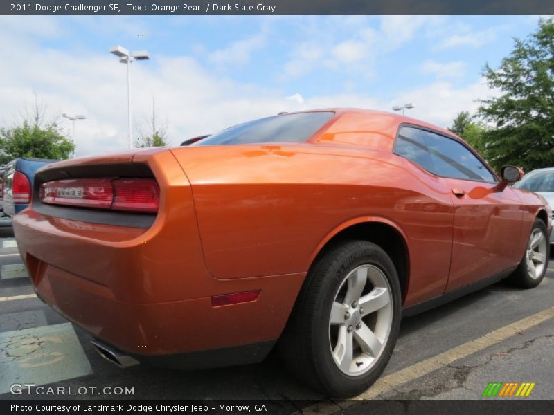 Toxic Orange Pearl / Dark Slate Gray 2011 Dodge Challenger SE