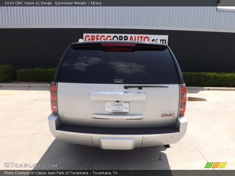 Quicksilver Metallic / Ebony 2014 GMC Yukon XL Denali