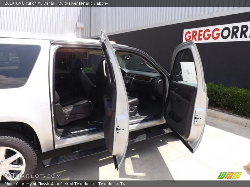 Quicksilver Metallic / Ebony 2014 GMC Yukon XL Denali