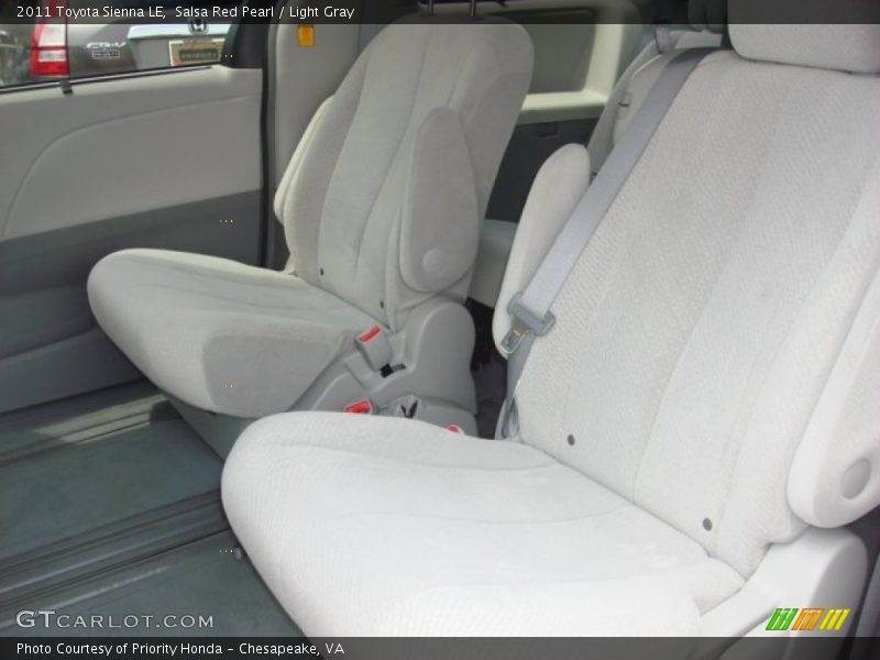 Salsa Red Pearl / Light Gray 2011 Toyota Sienna LE