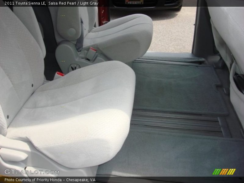 Salsa Red Pearl / Light Gray 2011 Toyota Sienna LE