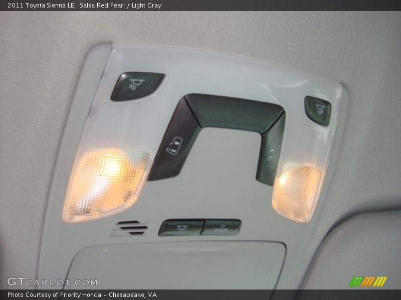 Salsa Red Pearl / Light Gray 2011 Toyota Sienna LE