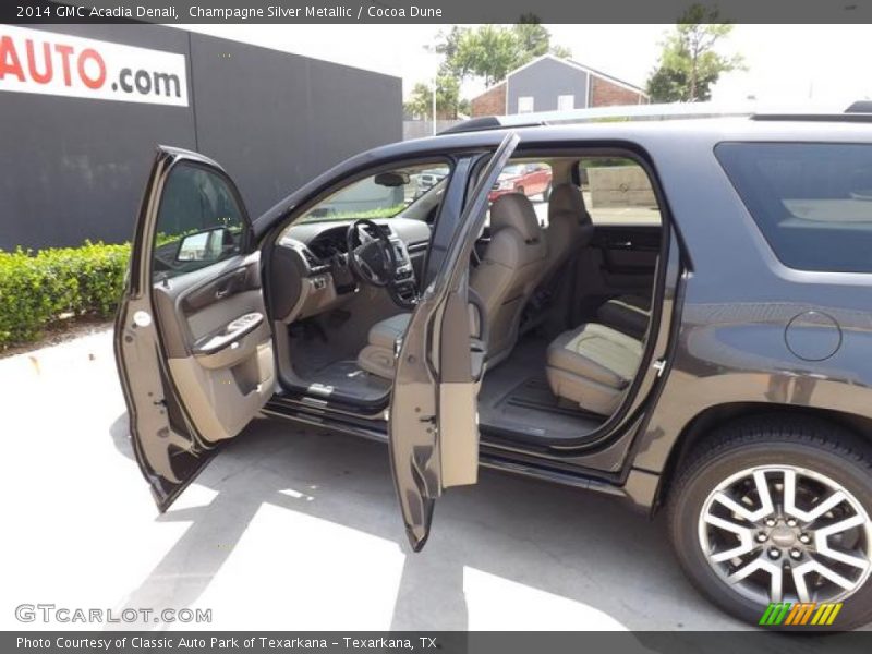 Champagne Silver Metallic / Cocoa Dune 2014 GMC Acadia Denali