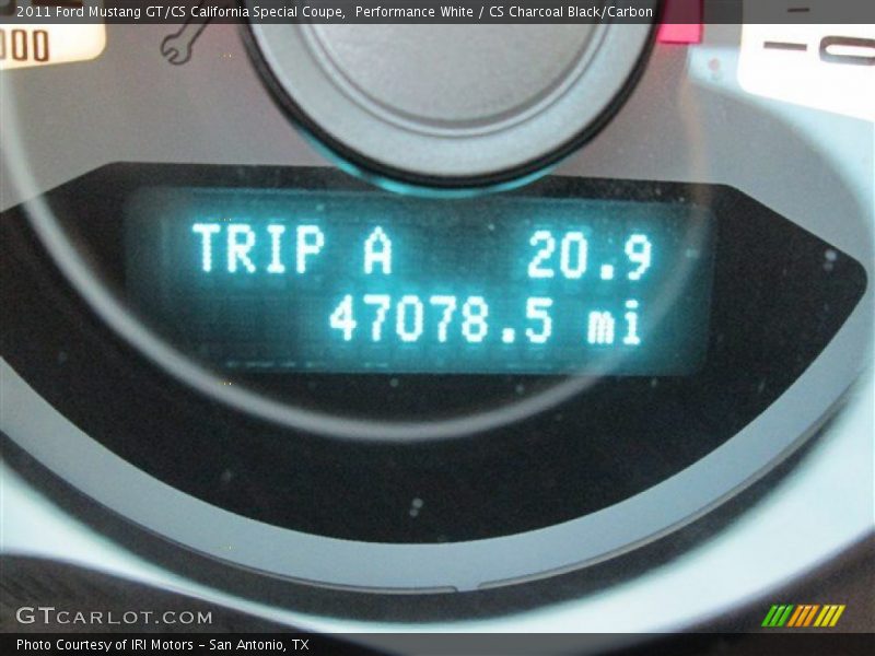 Performance White / CS Charcoal Black/Carbon 2011 Ford Mustang GT/CS California Special Coupe