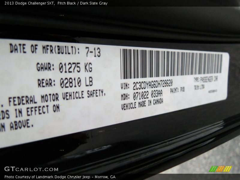 Pitch Black / Dark Slate Gray 2013 Dodge Challenger SXT