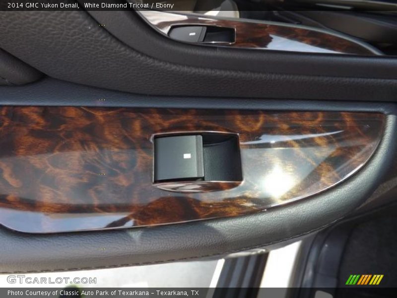 White Diamond Tricoat / Ebony 2014 GMC Yukon Denali