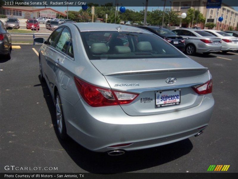 Radiant Silver / Gray 2013 Hyundai Sonata SE