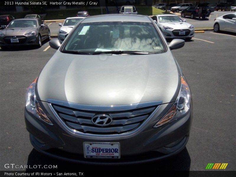 Harbor Gray Metallic / Gray 2013 Hyundai Sonata SE
