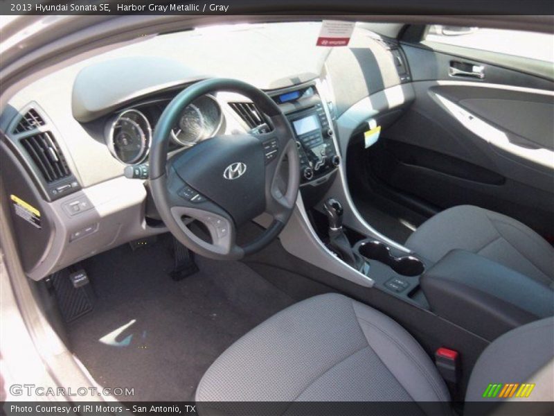 Harbor Gray Metallic / Gray 2013 Hyundai Sonata SE
