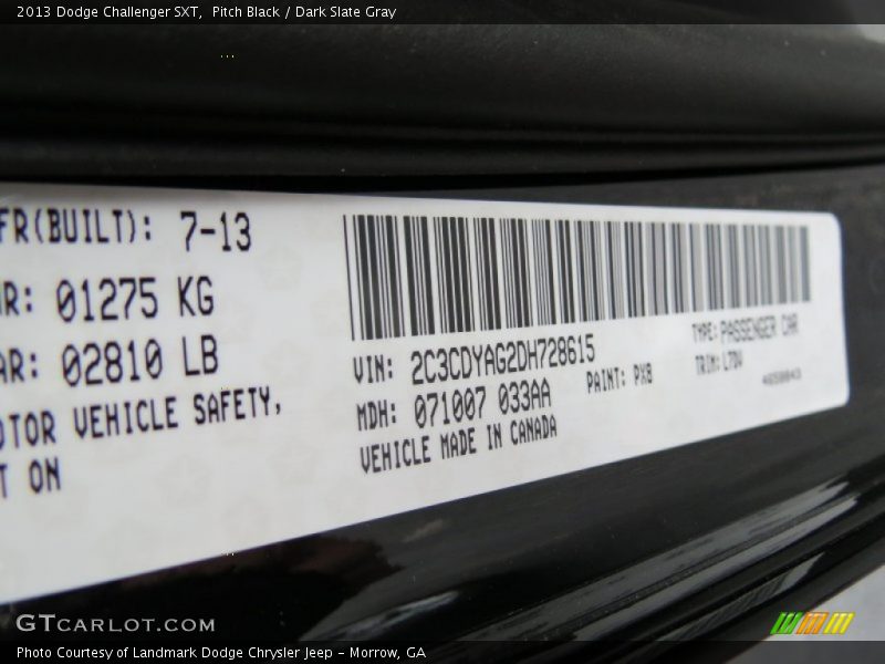 Pitch Black / Dark Slate Gray 2013 Dodge Challenger SXT