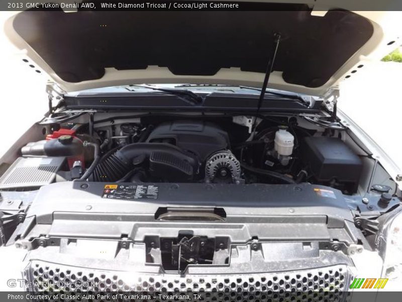 White Diamond Tricoat / Cocoa/Light Cashmere 2013 GMC Yukon Denali AWD