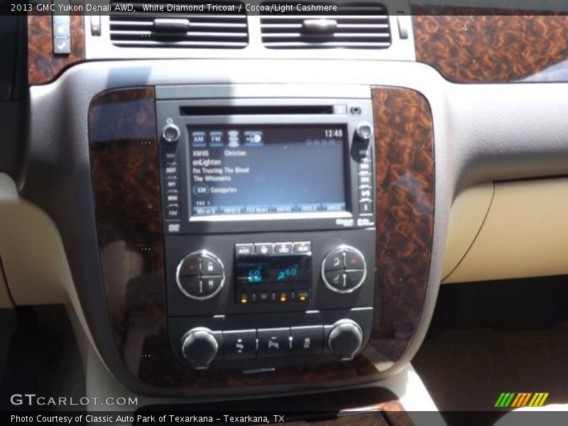 White Diamond Tricoat / Cocoa/Light Cashmere 2013 GMC Yukon Denali AWD