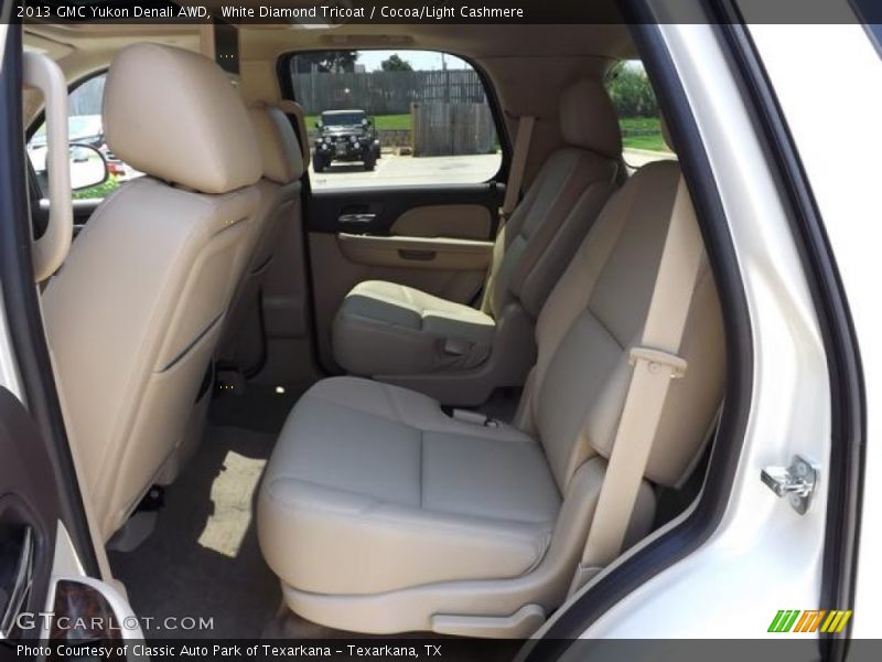 White Diamond Tricoat / Cocoa/Light Cashmere 2013 GMC Yukon Denali AWD