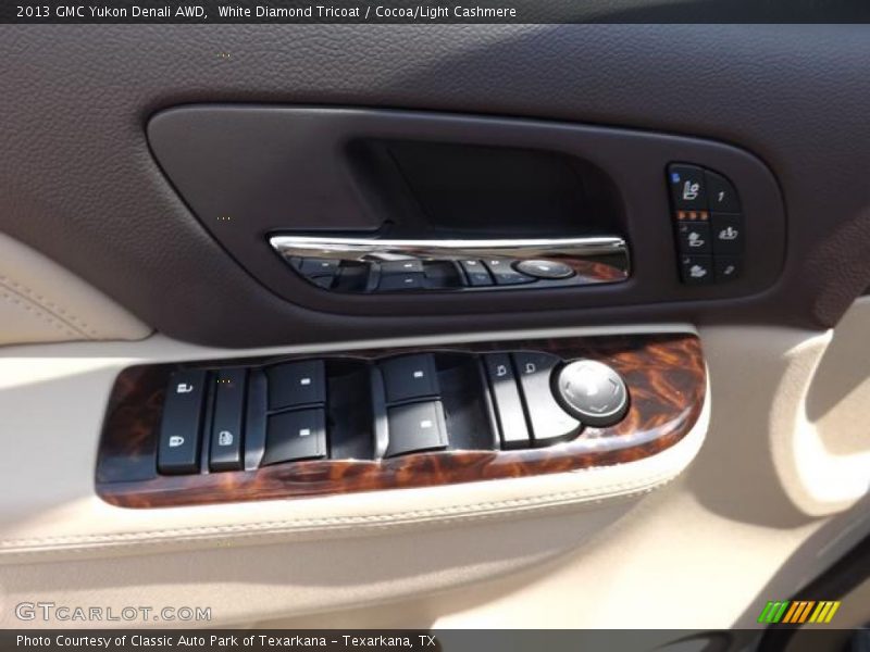 White Diamond Tricoat / Cocoa/Light Cashmere 2013 GMC Yukon Denali AWD