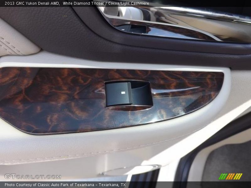 White Diamond Tricoat / Cocoa/Light Cashmere 2013 GMC Yukon Denali AWD