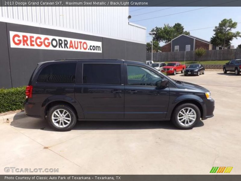 Maximum Steel Metallic / Black/Light Graystone 2013 Dodge Grand Caravan SXT
