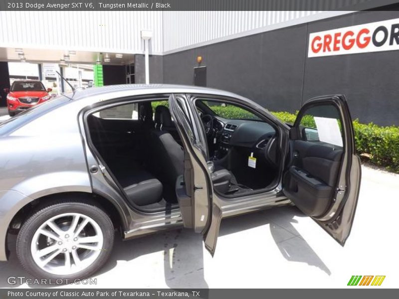 Tungsten Metallic / Black 2013 Dodge Avenger SXT V6